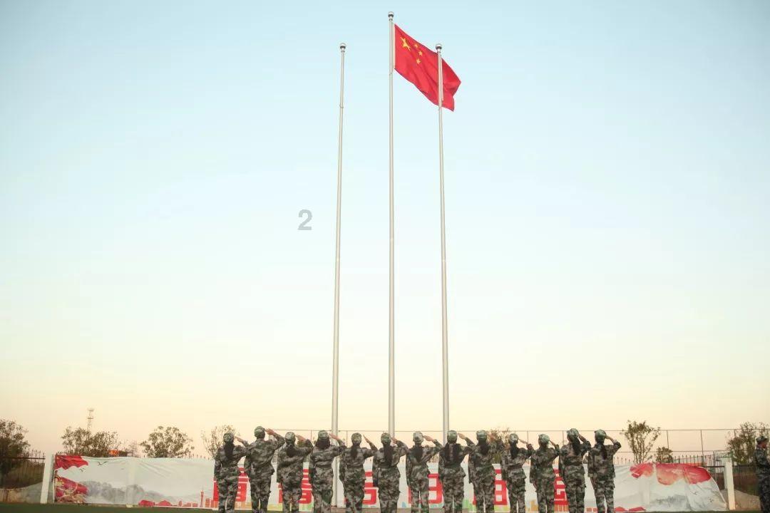 国际漫评｜“救火队员”or“纵火犯”？